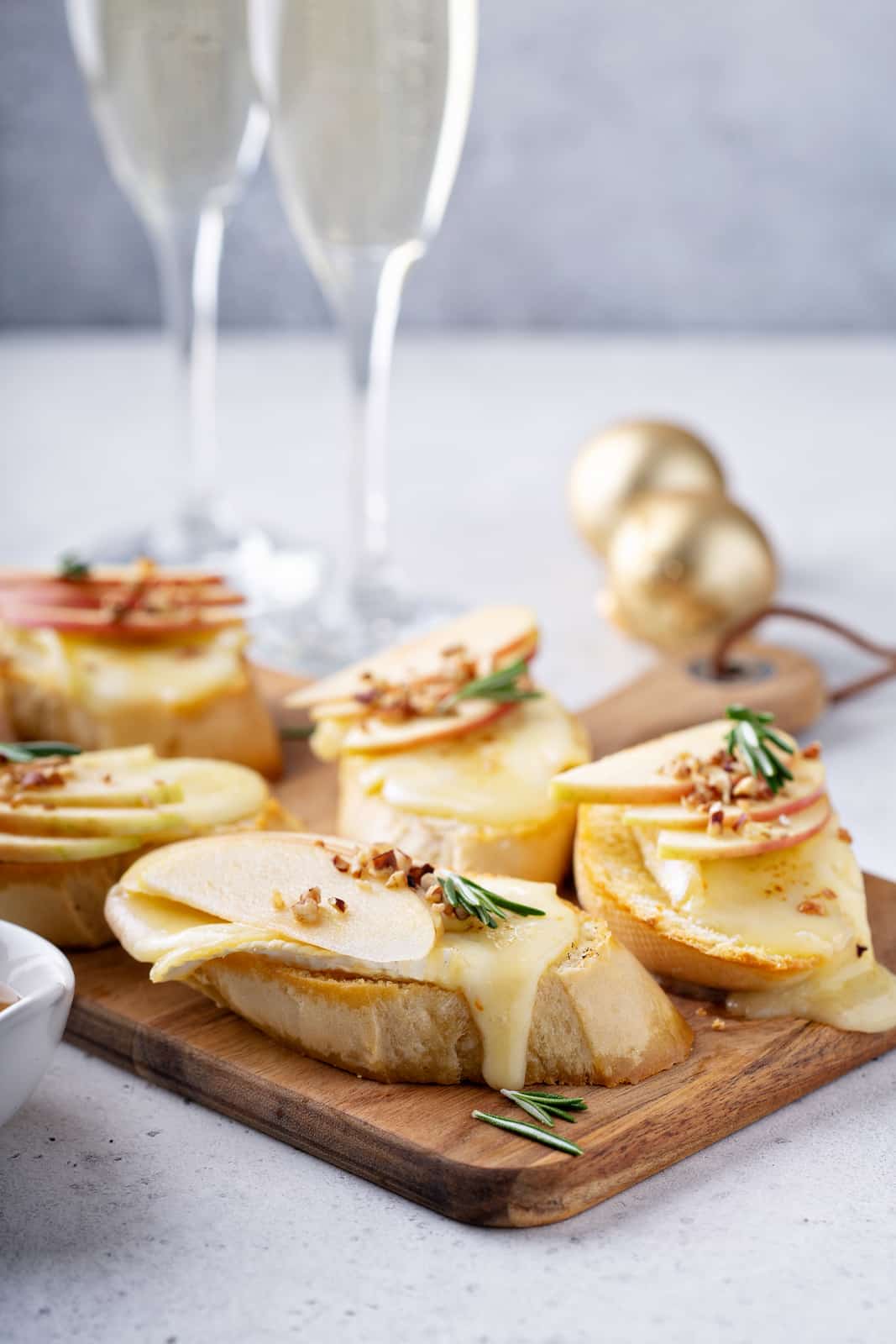 Brie Apple Crostini
