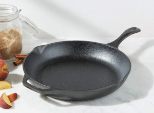 cast iron skillet