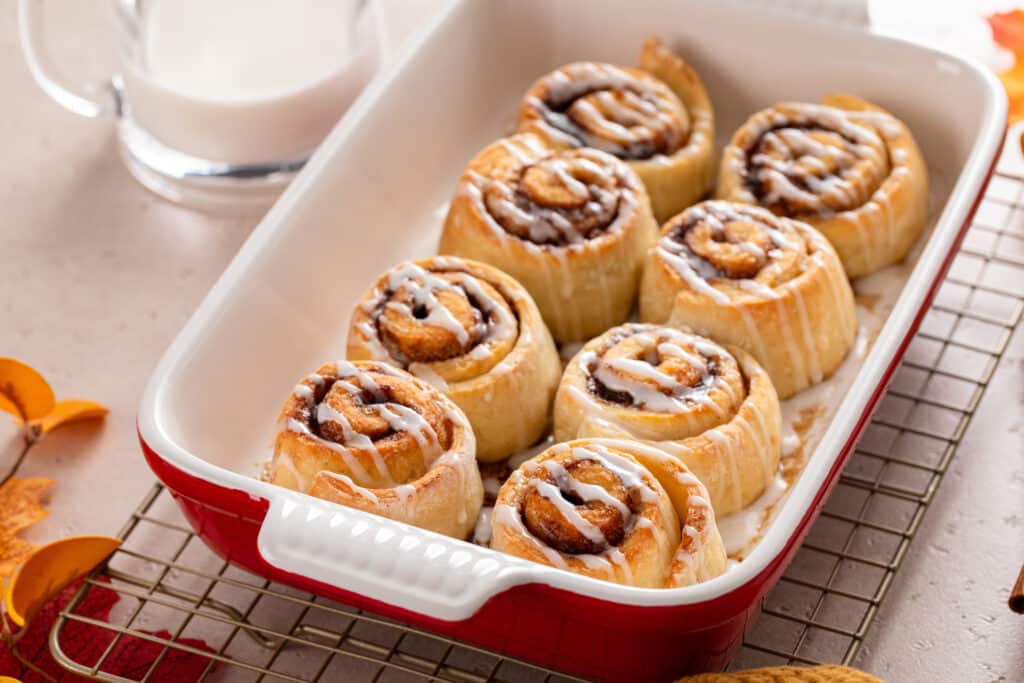 Cinnamon Roll in a pan