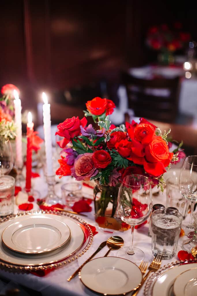 candles-flowers-and-plates