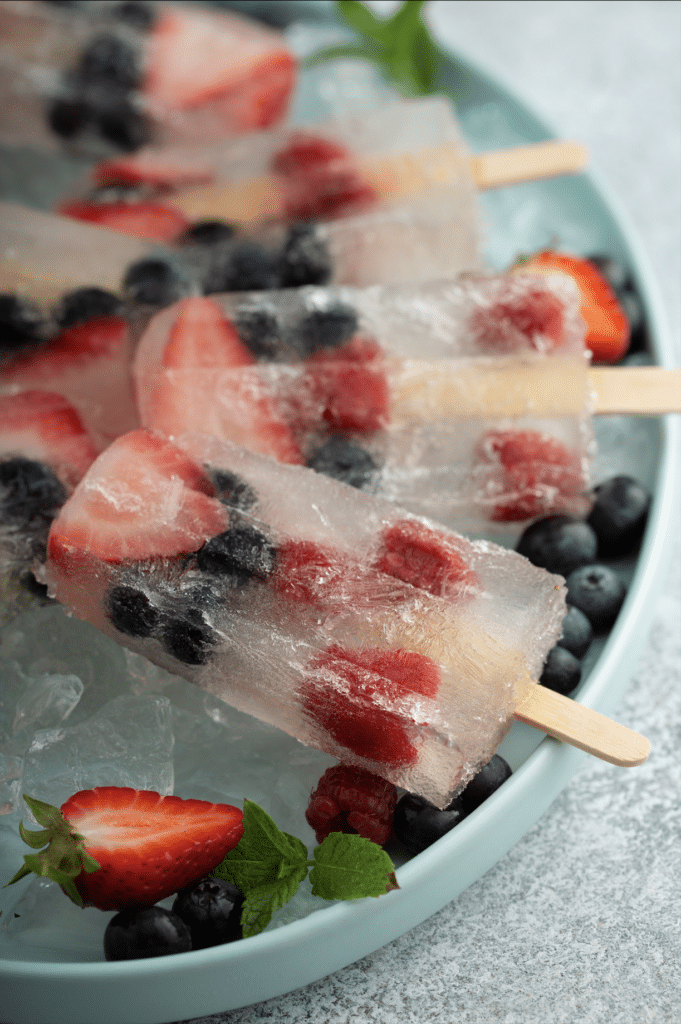 yummy Champagne berry posticles