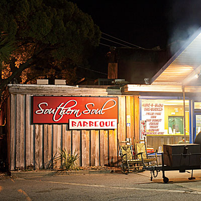 SOUTHERN SOUL BARBEQUE TEAMS UP WITH PALLOOKAVILLE  FOR BEACH BLANKET BBQ