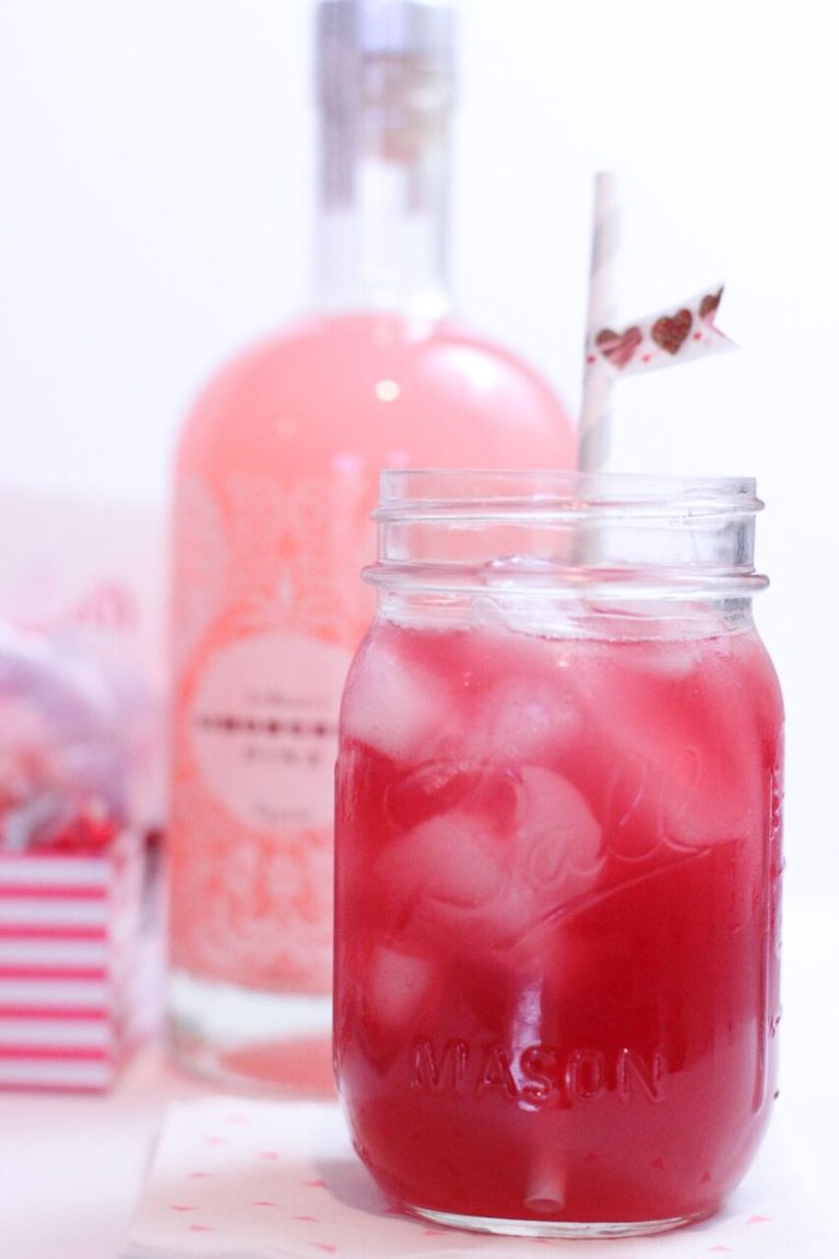 Pink Limoncello Fizz Valentine’s Day Cocktail