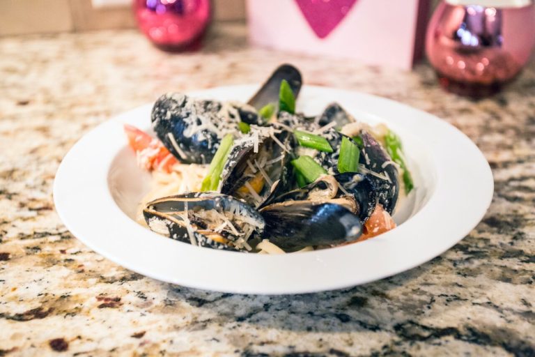 Valentine’s Day Recipe Idea: Mussels Over Linguine In A White Wine Sauce