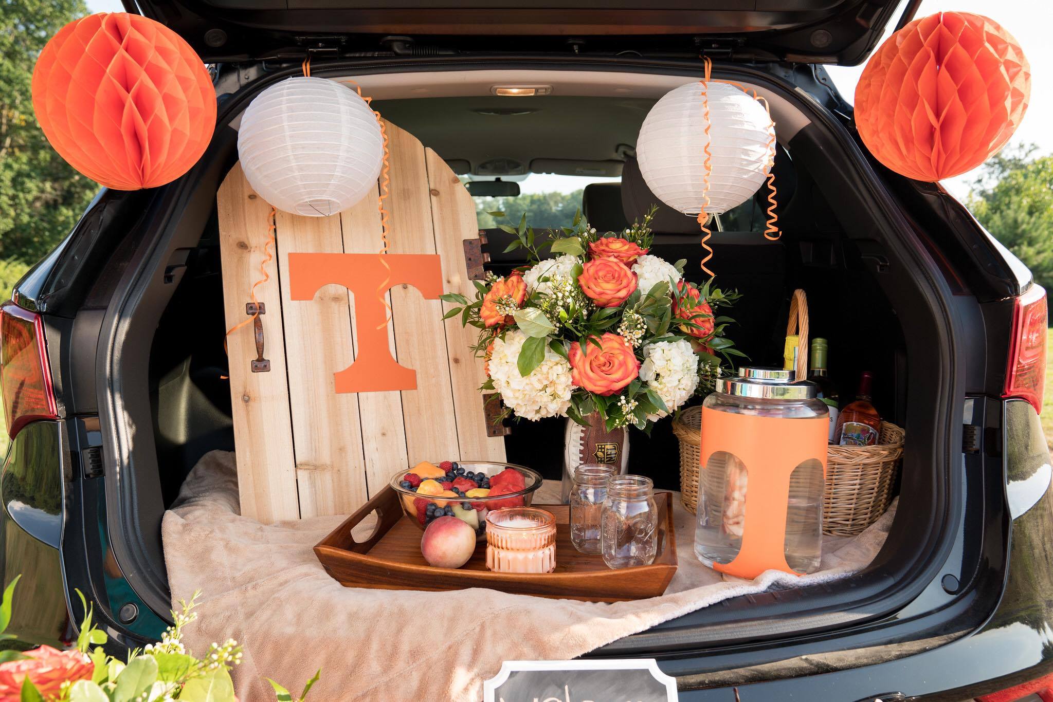 Draper James Collab: Tennessee Vols Tailgate