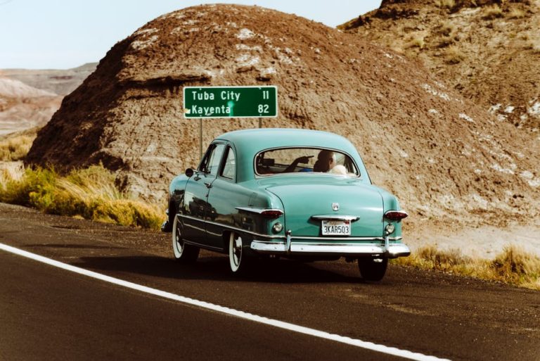 Six Steps to an Awesome Weekend Road Trip with Friends