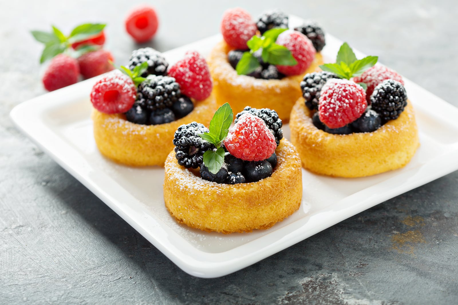 lr 0507 for berry shortcake cups with whipped cream fresh berries and golden biscuit for dessert