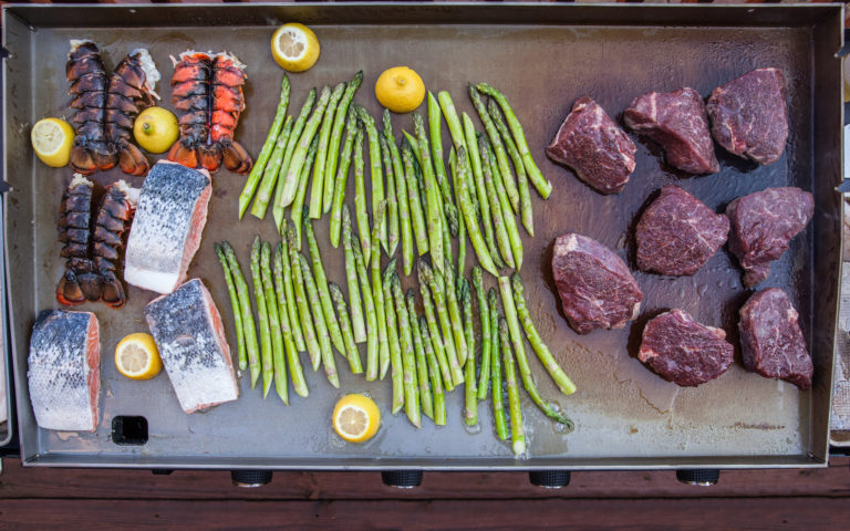 How to Build the Best Filet Mignon Bar Using the Blue Rhino Razor Griddle