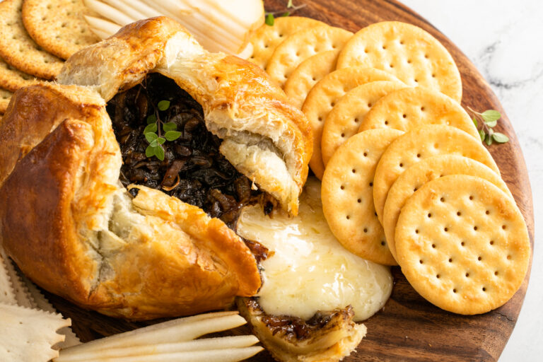 Baked Brie With Balsamic Caramelized Onions