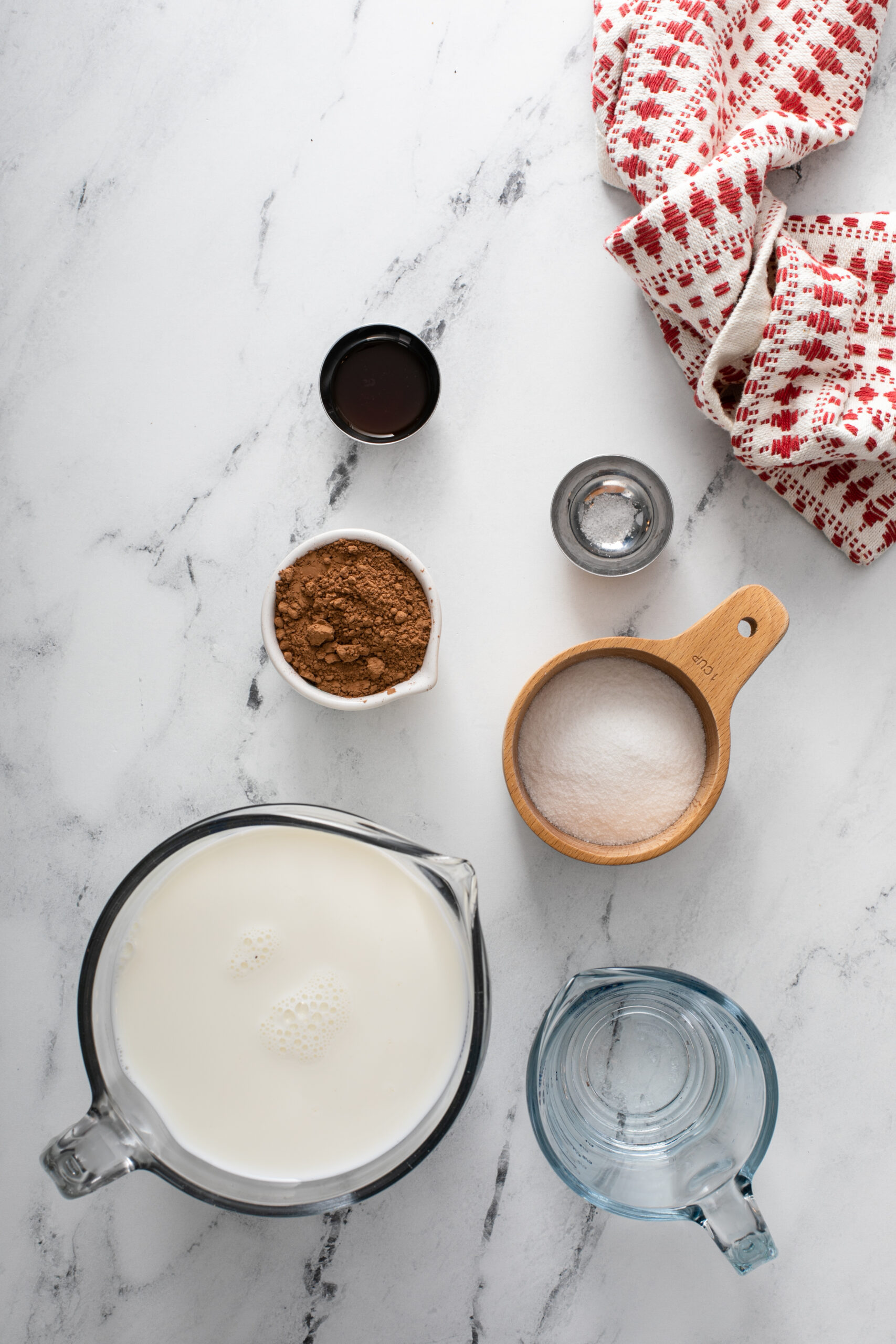 How to Create an Epic Hot Chocolate Bar 