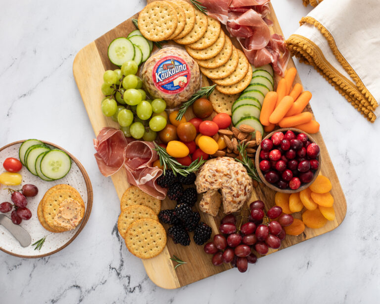 How To Build A Perfect Charcuterie Board