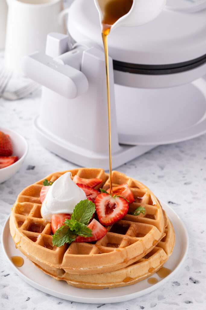 Looking for the perfect strawberries and cream waffles recipe? CLICK HERE to see how to make this delicious meal in a flash! 