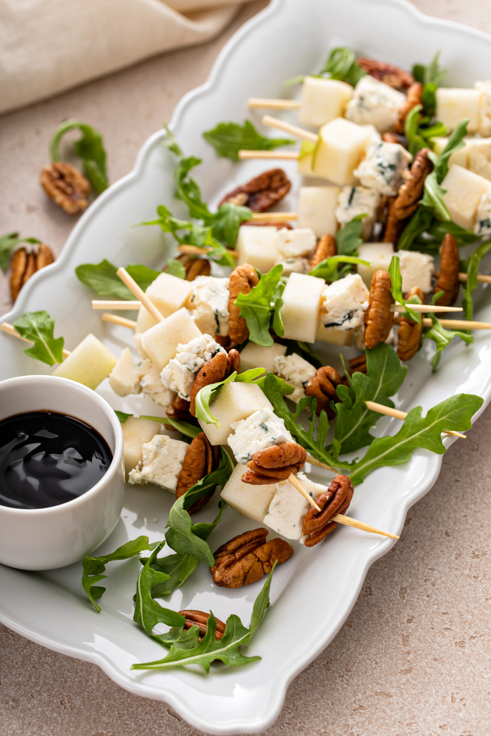 Pear and Bleu Cheese Appetizer Skewers with Arugula and Pecans - Eating ...