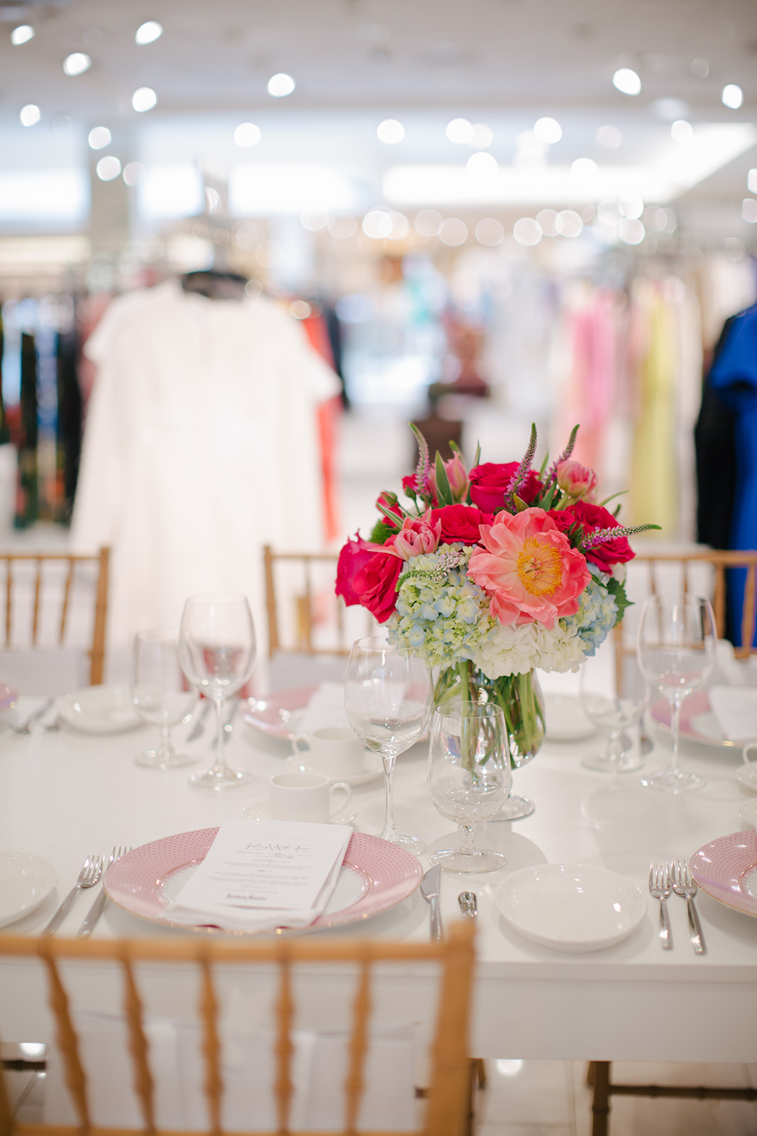 Looking for stylish dinner party ideas? Don’t miss our Spring Fashion Luncheon at Neiman Marcus Café Atlanta, where fashion and food came together in a beautiful, unforgettable women’s networking event.