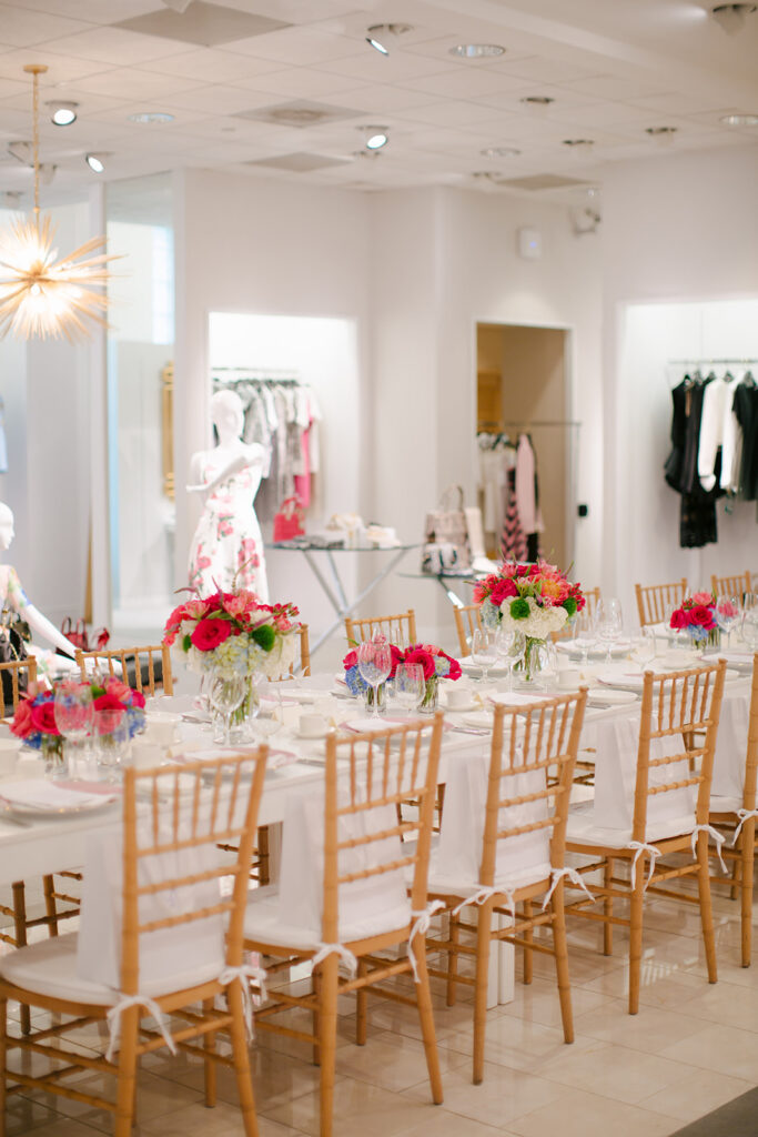 Discover the perfect mix of fashion and food at Eating With Erica Supper Club’s Spring Fashion Luncheon at Neiman Marcus Café Atlanta. A day of elevated entertaining, spring fashion, and networking.