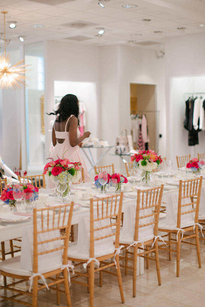 Elevate your event experience with Eating With Erica Supper Club’s Spring Fashion Luncheon at Neiman Marcus Café Atlanta. Fashion, food, and seasonal tablescapes created an unforgettable afternoon
