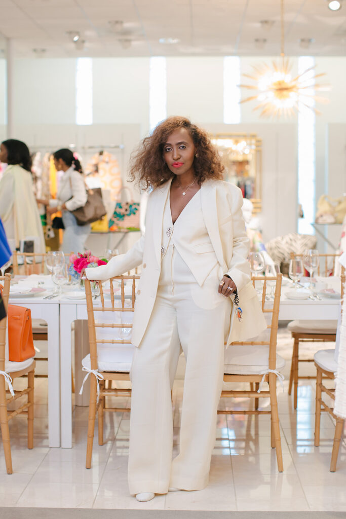 Elevate your event experience with Eating With Erica Supper Club’s Spring Fashion Luncheon at Neiman Marcus Café Atlanta. Fashion, food, and seasonal tablescapes created an unforgettable afternoon