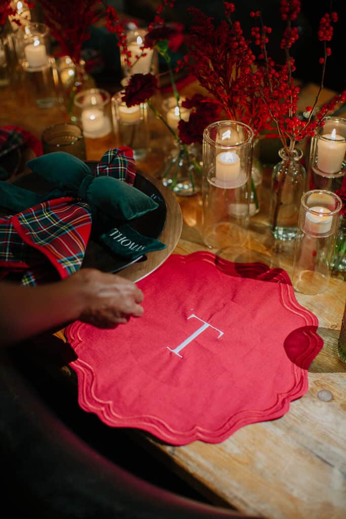 tablescape for holiday dinner