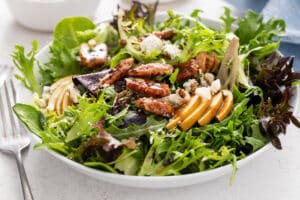 bowl of pear and gorgonzola salad