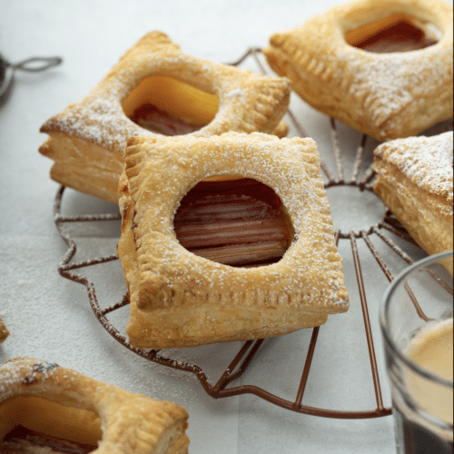 lovely rhubarb puff pastries