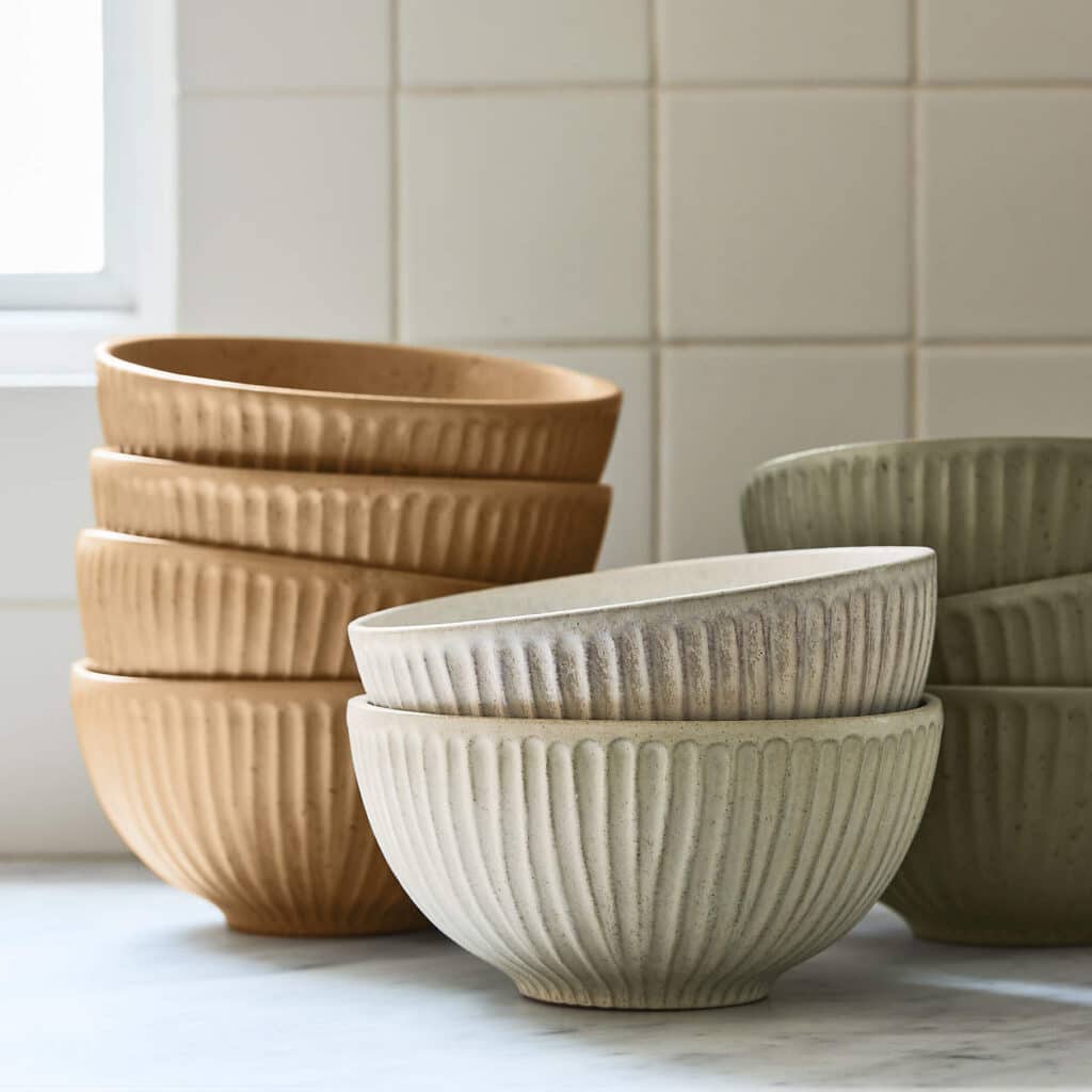 Ceramic bowl used for serving the Greek yogurt bowl