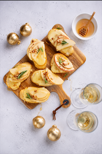 Brie and Apple Crostini
