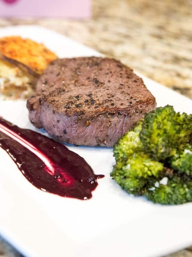 Valentine's Day Dinner: Pan Seared Ribeye, Broccoli & Potatoes Gratin