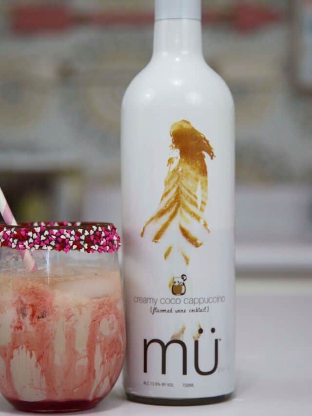 Valentine’s Day Smüch Cocktail